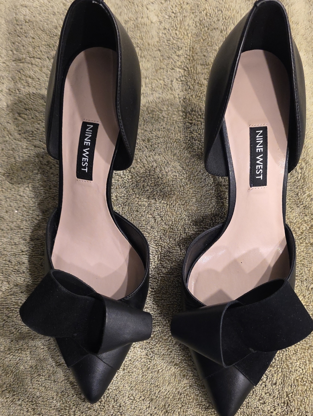 Nine West Black Pointed D'Orsay Bow Pumps